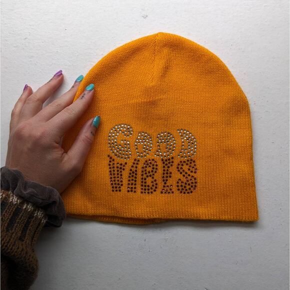 Urban Outfitters Accessories - Urban Outfitters Retro Groovy Orange Chunky Knit Beanie 70s inspired Grunge Hat